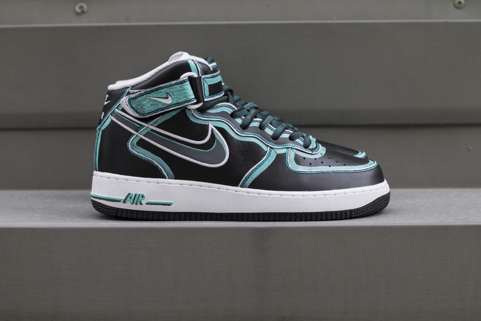 air force 1 black and neon